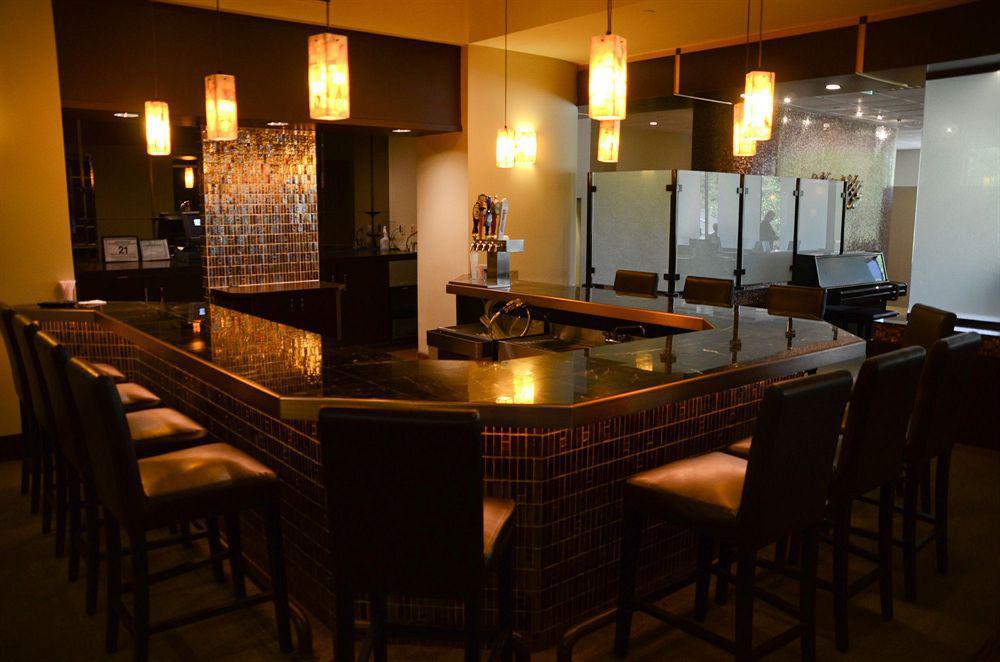 Hotel Doubletree By Hilton Binghamton Extérieur photo