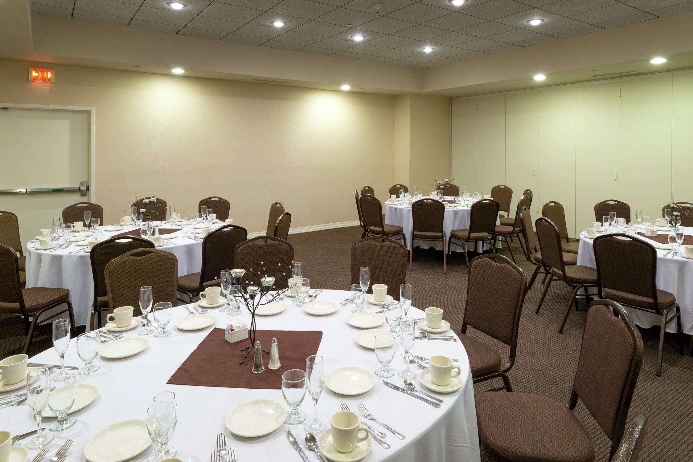 Hotel Doubletree By Hilton Binghamton Extérieur photo