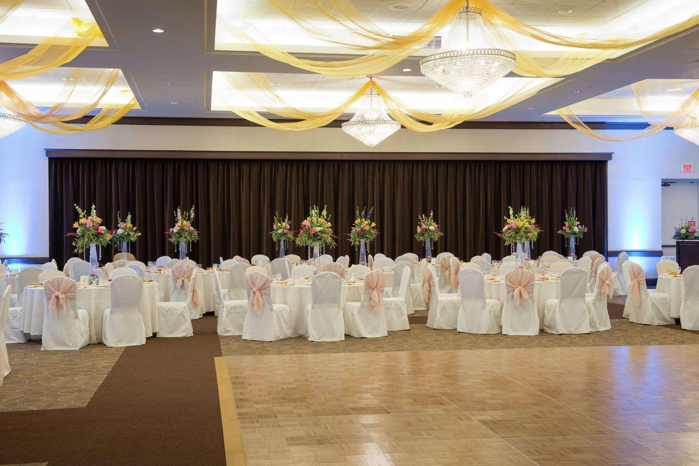 Hotel Doubletree By Hilton Binghamton Extérieur photo